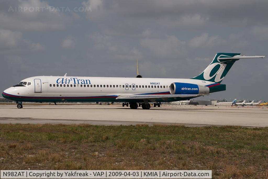 N982AT, 2002 Boeing 717-200 C/N 55041, Airtran Boeing 717