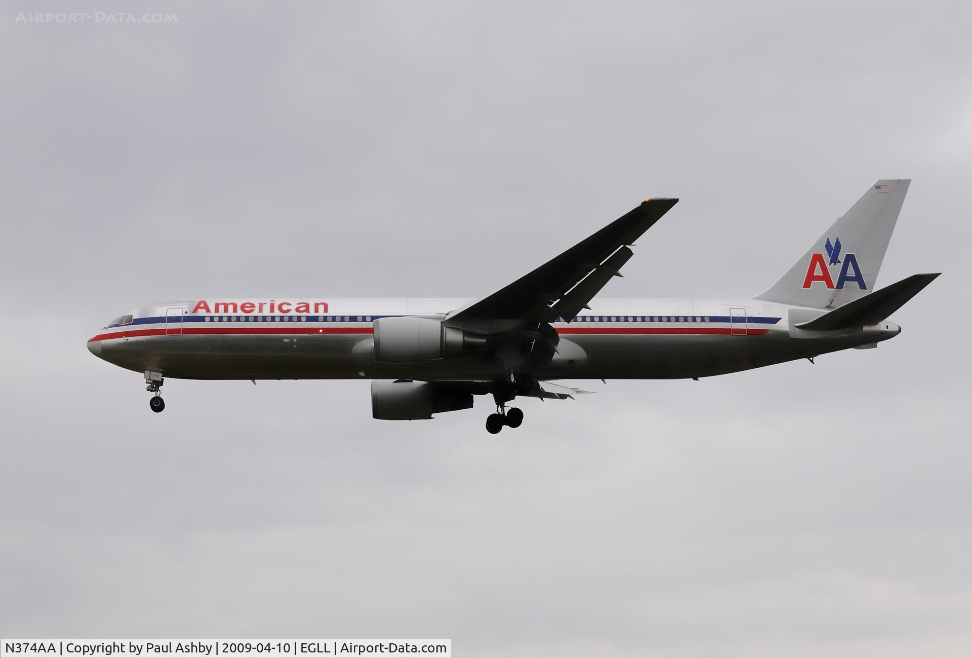 N374AA, 1992 Boeing 767-323 C/N 25201, Boeing 767