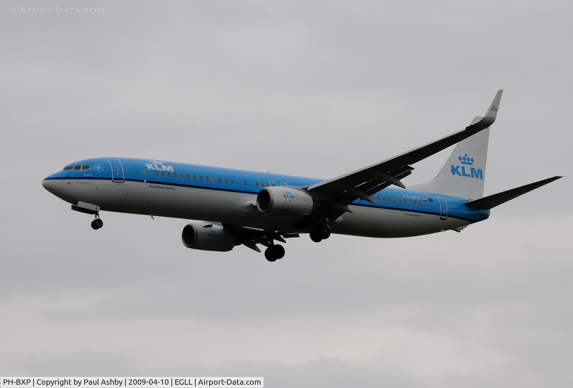 PH-BXP, 2001 Boeing 737-9K2 C/N 29600, Boeing 737