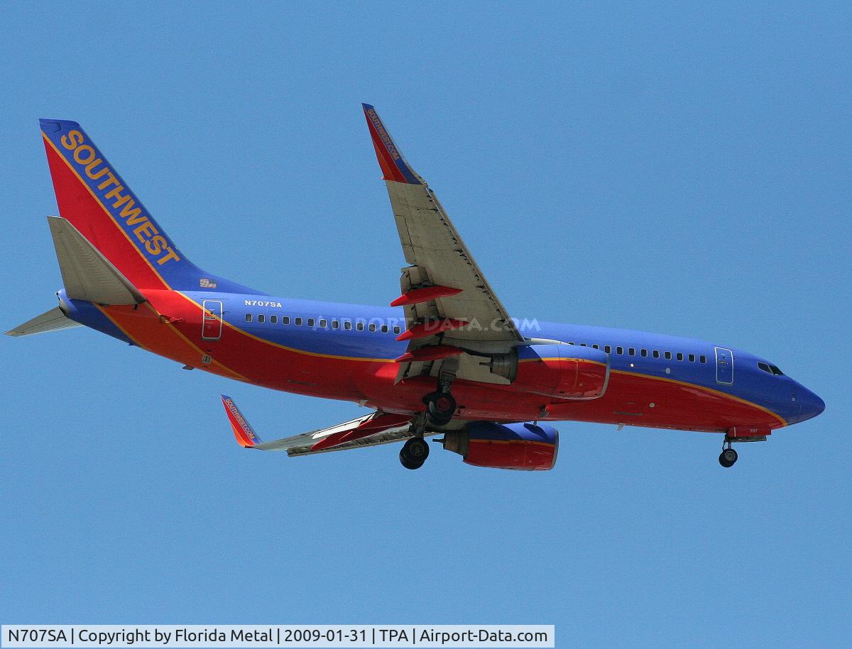 N707SA, 1997 Boeing 737-7H4 C/N 27841, Southwest 737-700