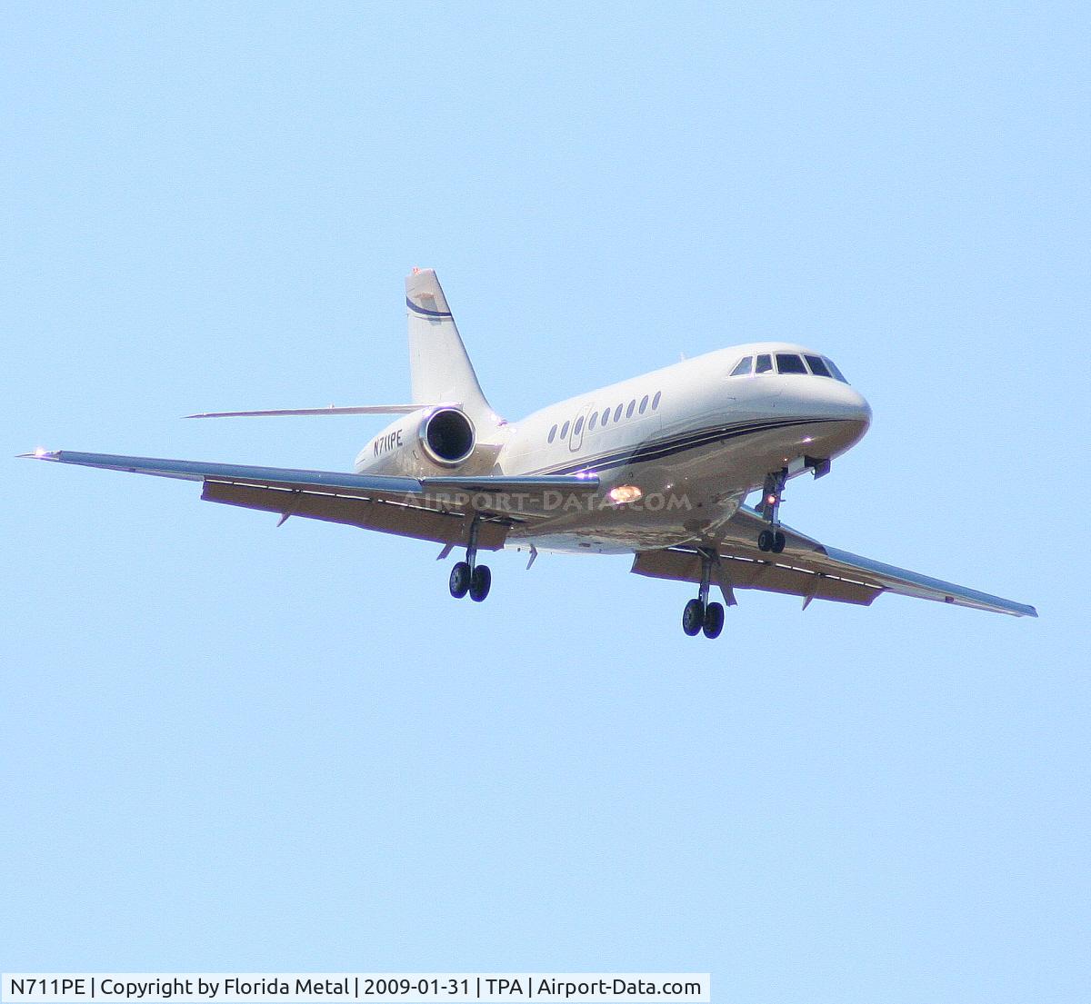 N711PE, 1999 Dassault Falcon 2000 C/N 105, Falcon 2000
