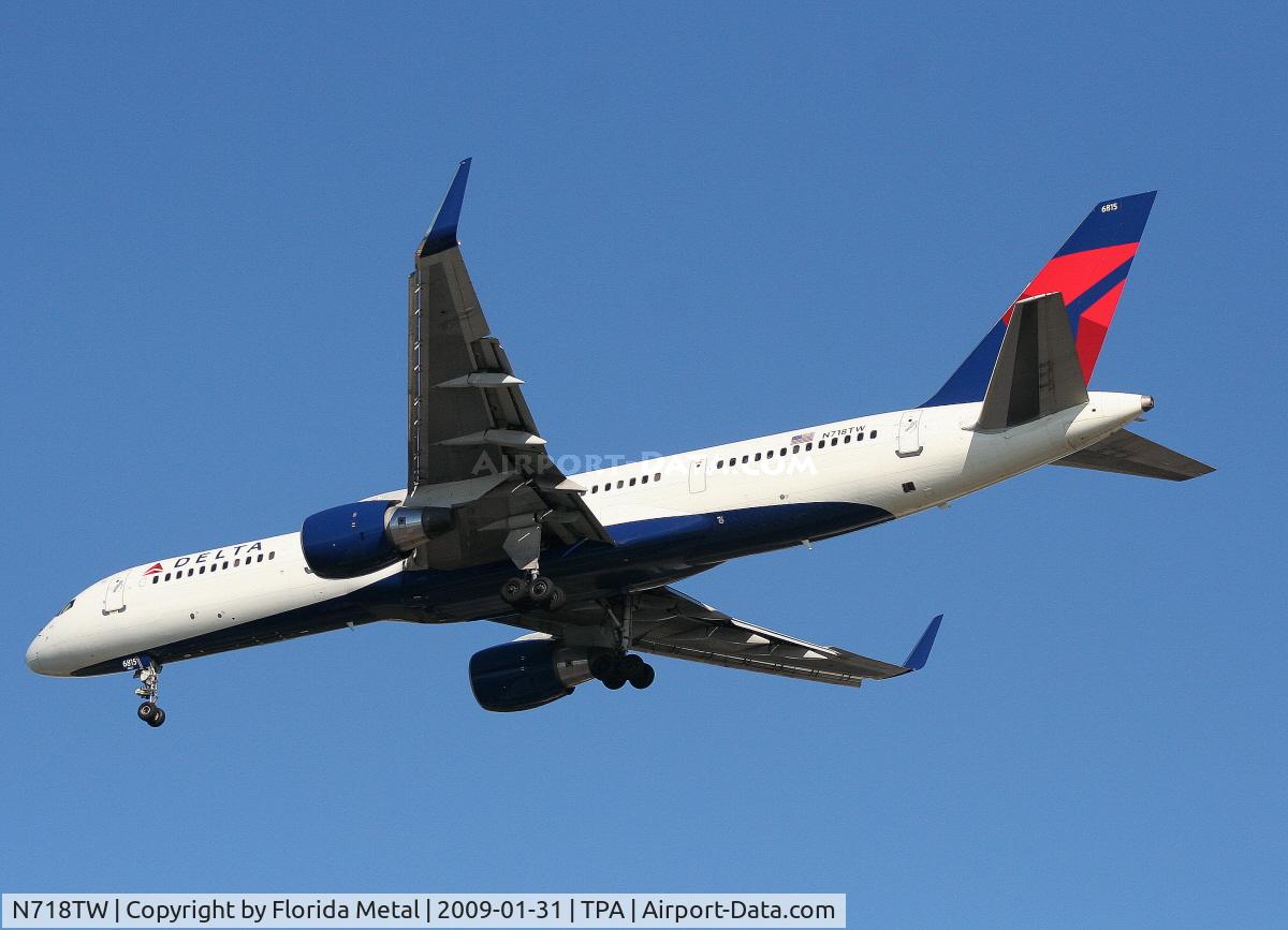 N718TW, 1999 Boeing 757-231 C/N 28486, Delta 757-200