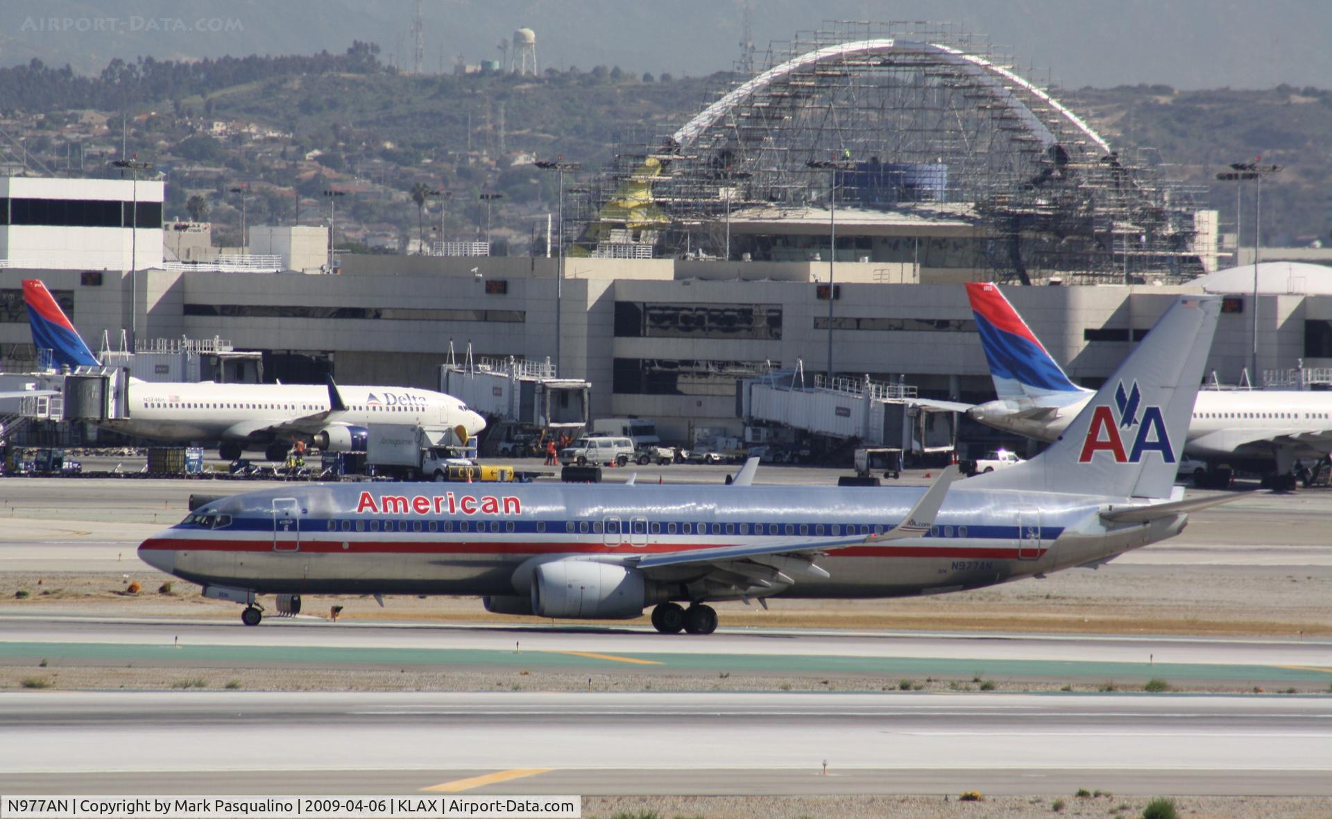 N977AN, 2001 Boeing 737-823 C/N 29550, Boeing 737-800