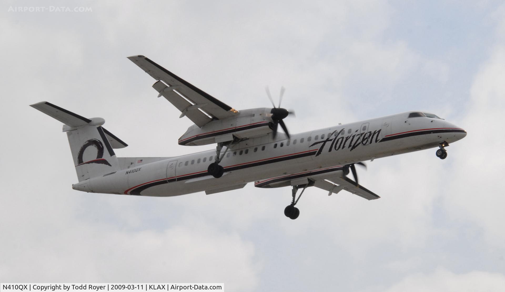 N410QX, 2001 Bombardier DHC-8-402 Dash 8 C/N 4053, Landing 24R at LAX