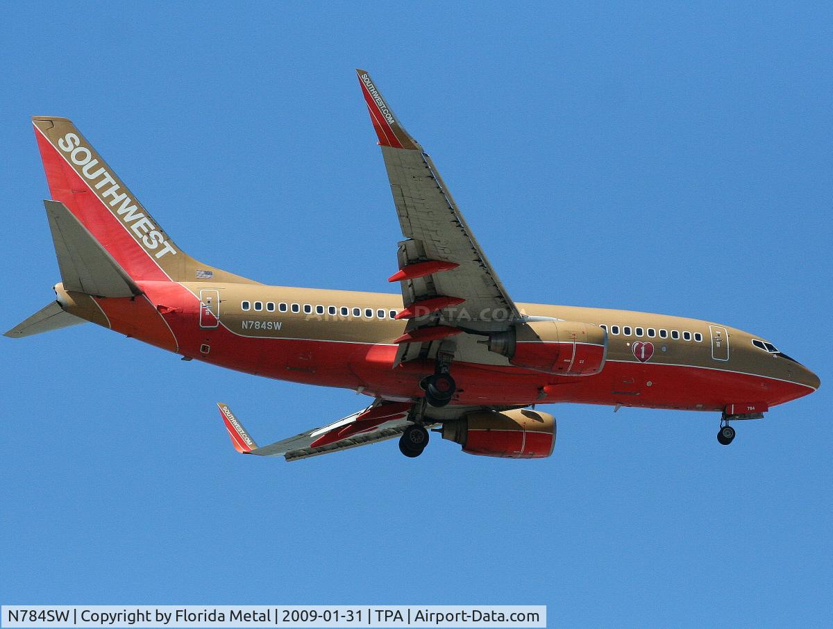 N784SW, 2000 Boeing 737-7H4 C/N 29810, Southwest 737-700