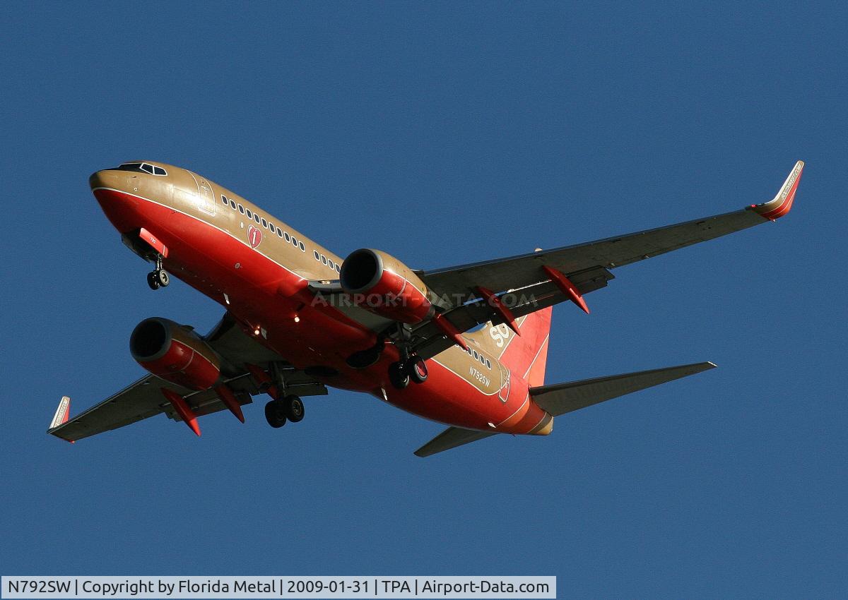 N792SW, 2000 Boeing 737-7H4 C/N 27887, Southwest 737-700