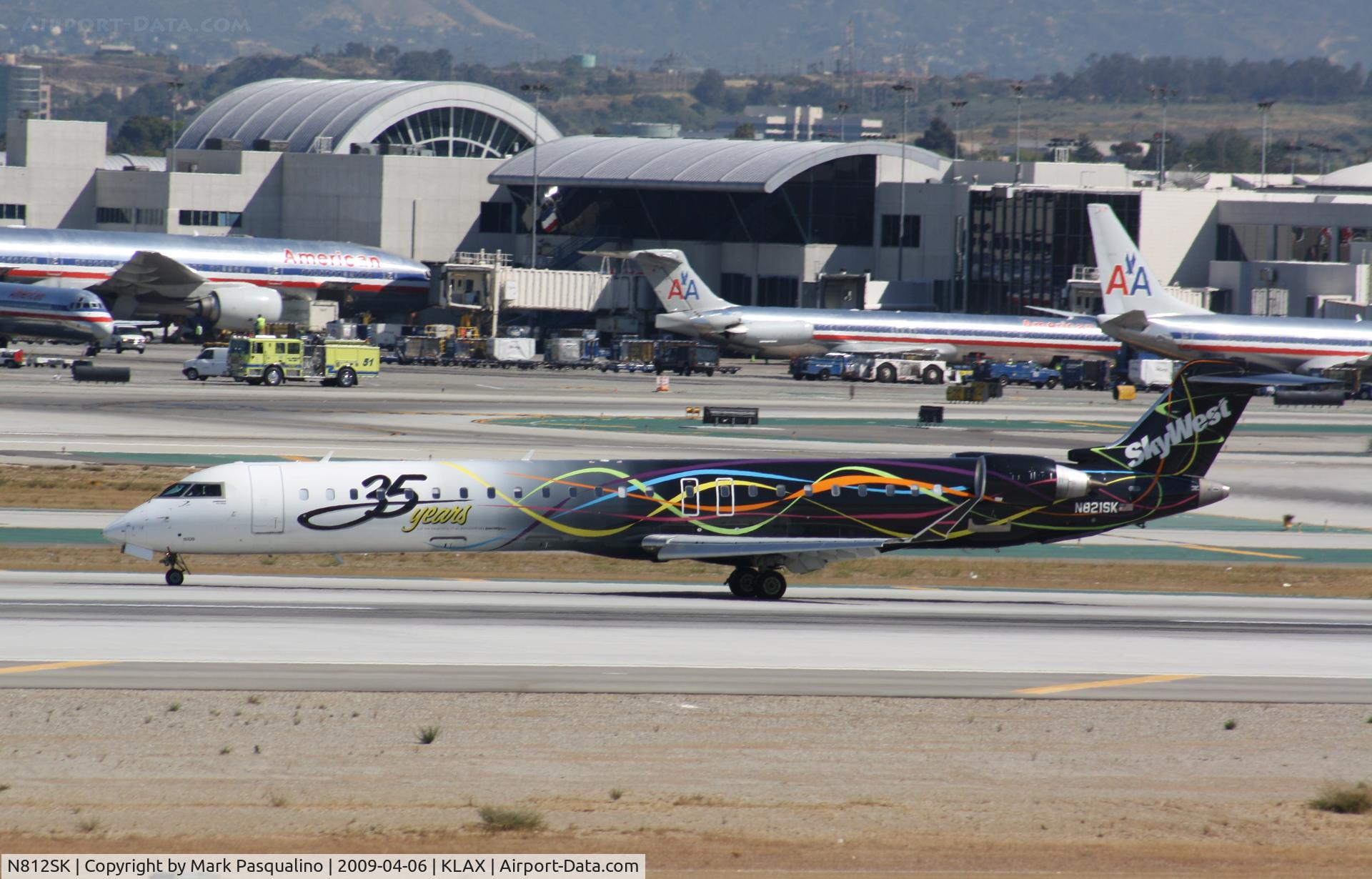 N812SK, 2006 Bombardier CRJ-900ER (CL-600-2D24) C/N 15098, CL600-2D24
