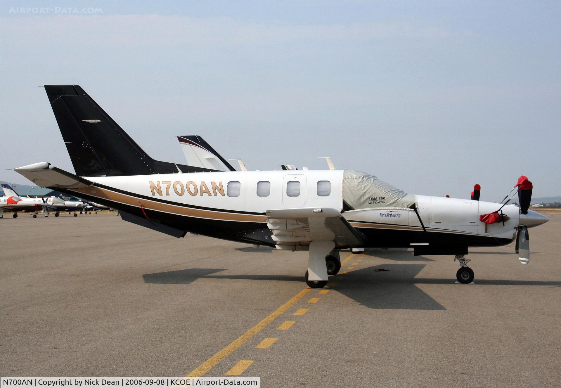 N700AN, 1998 Socata TBM-700 C/N 132, KCOE