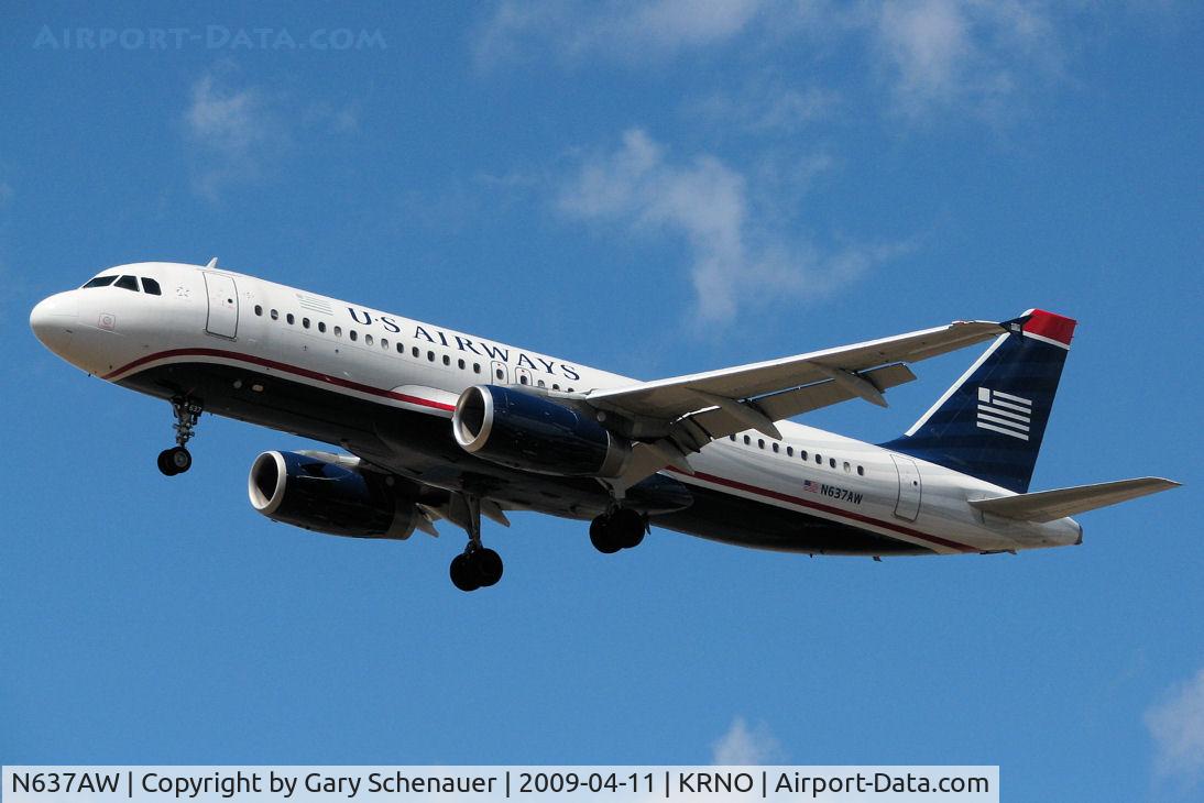 N637AW, 1990 Airbus A320-231 C/N 099, Short Final To KRNO