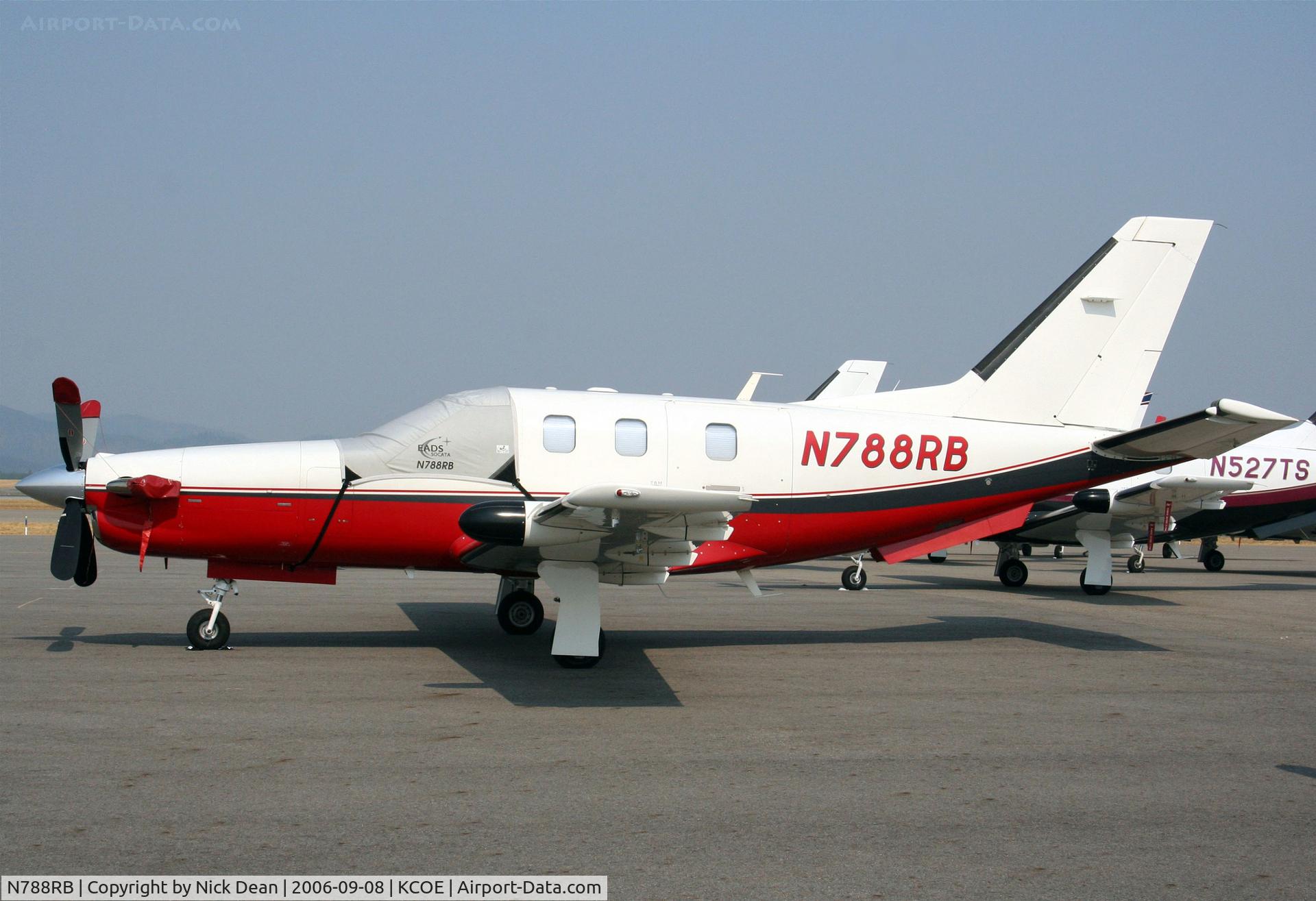 N788RB, 2000 Socata TBM-700 C/N 167, KCOE
