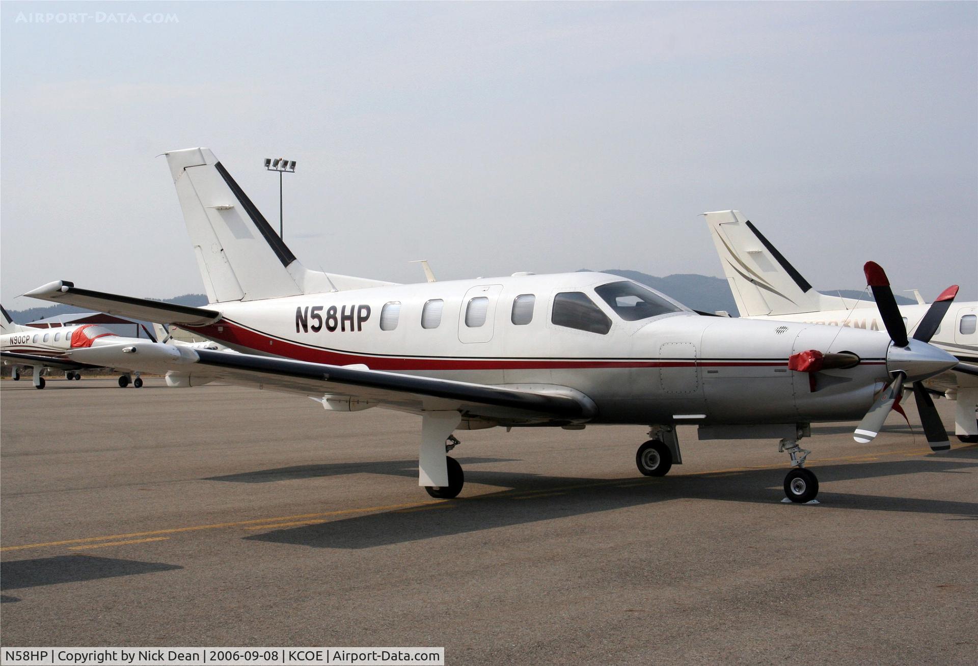N58HP, 2000 Socata TBM-700 C/N 170, KCOE