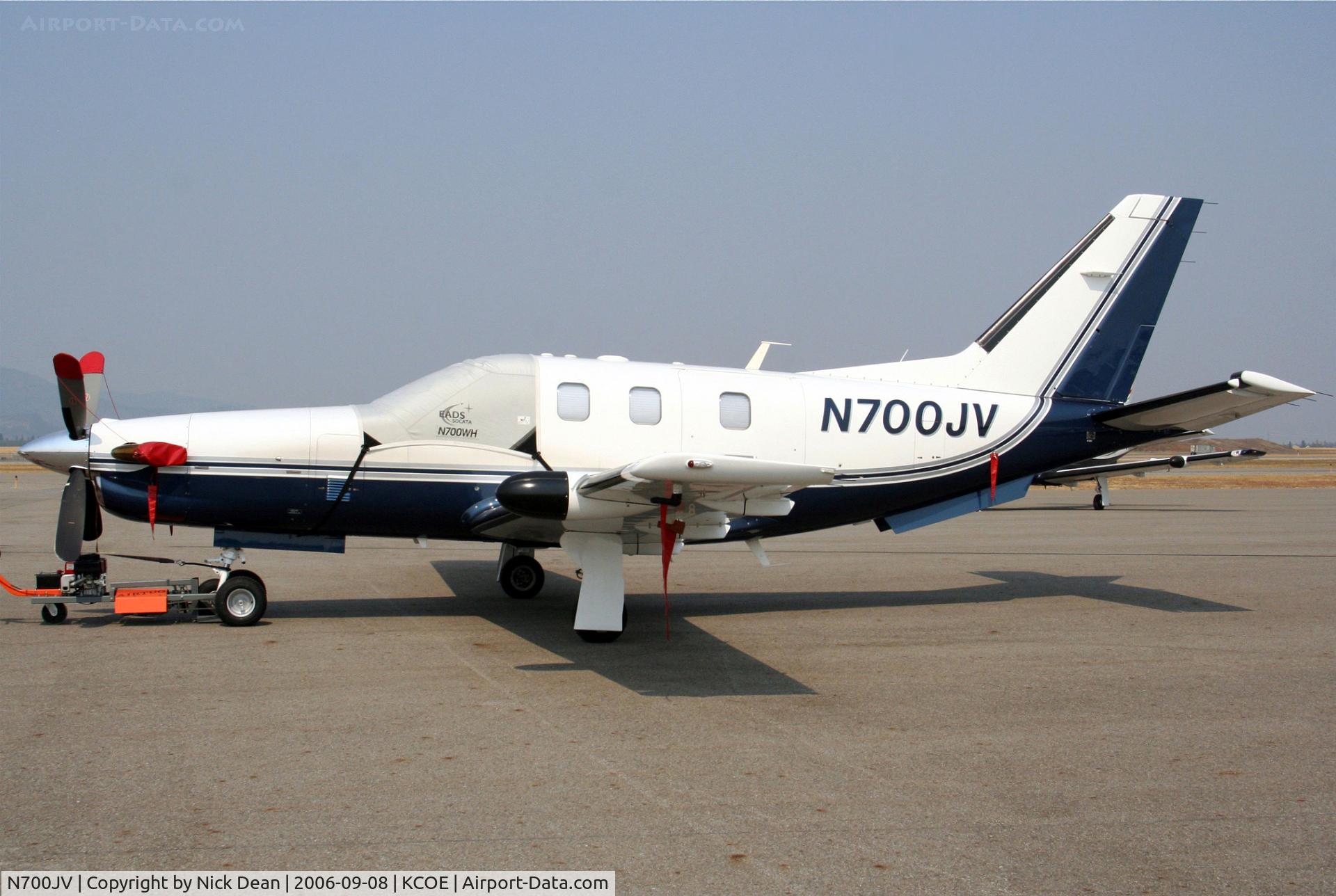 N700JV, 2002 Socata TBM-700 C/N 245, KCOE