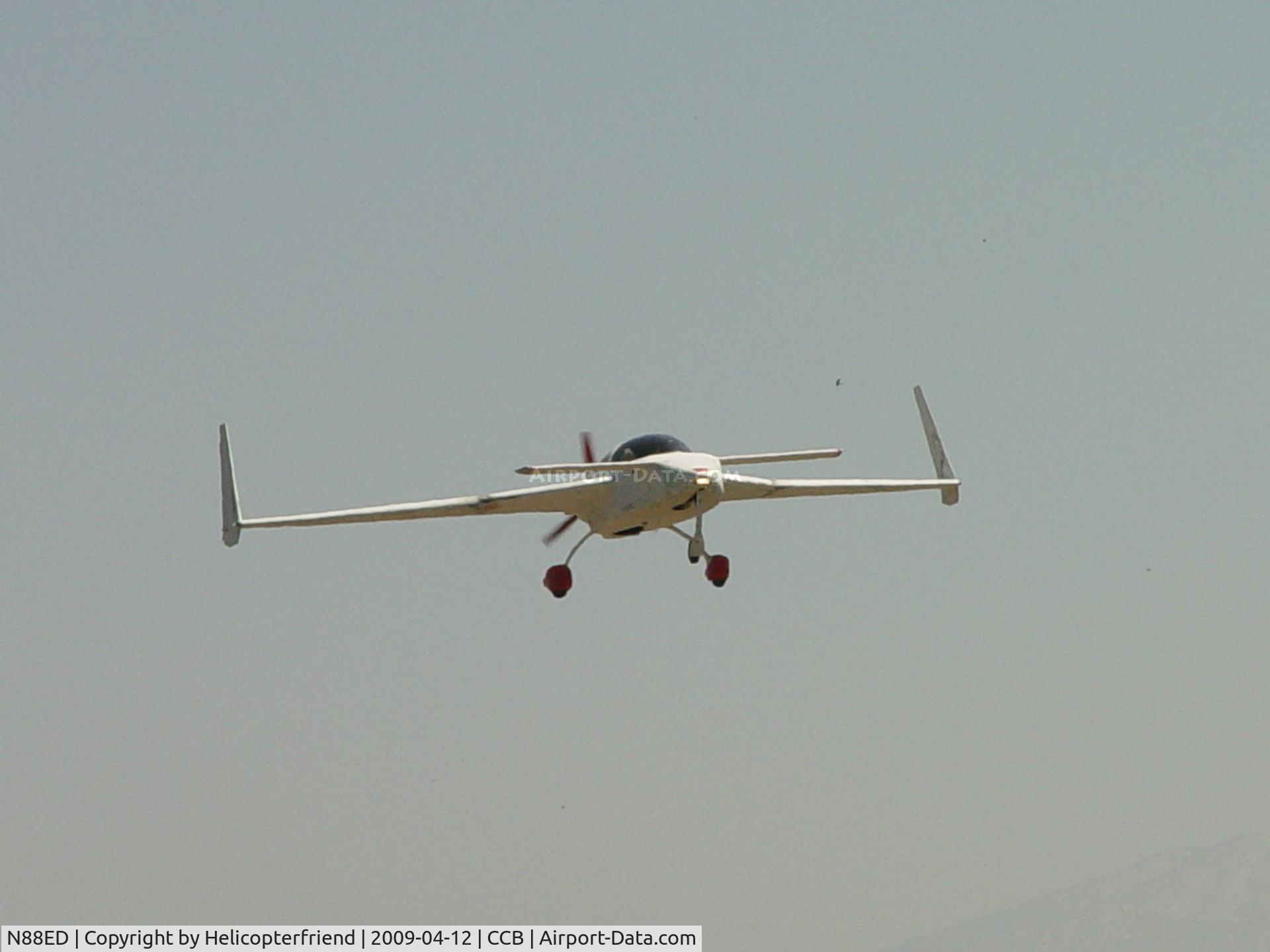 N88ED, 1990 Rutan VariEze C/N 946, High approach, final at Cable, note bird over right wing as you look at the picture