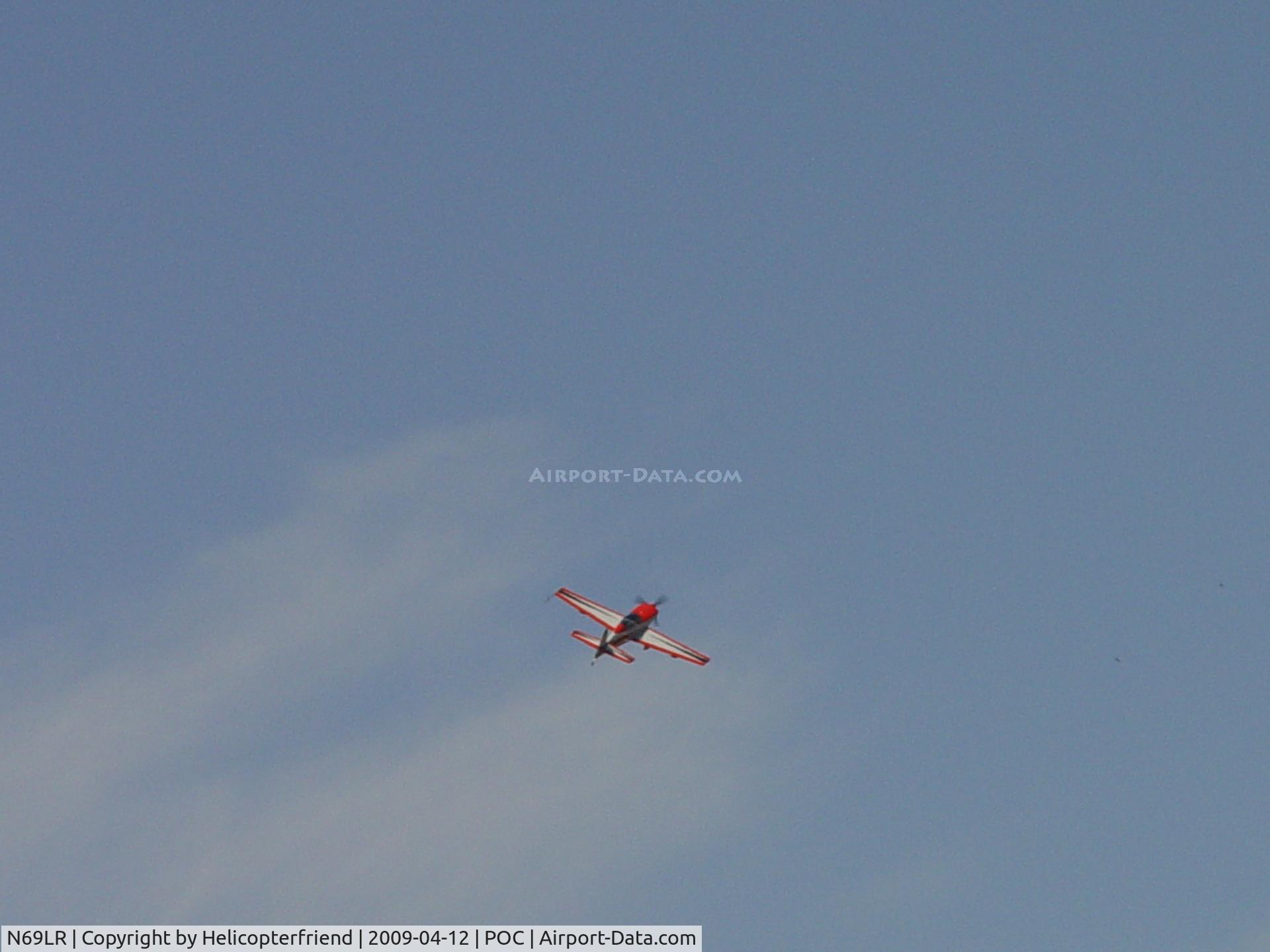 N69LR, 2005 Extra EA-300/L C/N 1197, Bird avoidance manuever hard right, back on the stick and I'm out of here