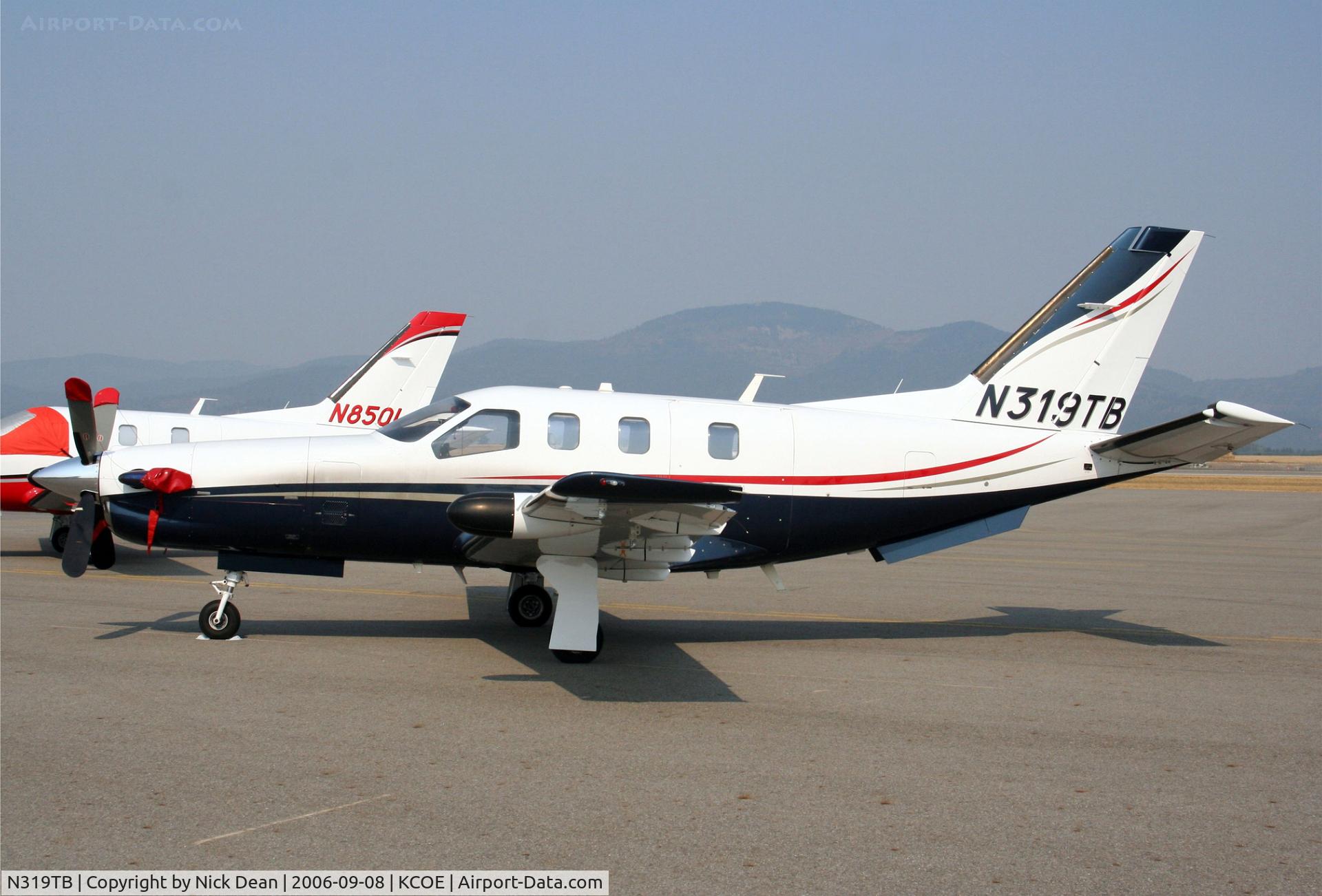 N319TB, 2005 Socata TBM-700 C/N 319, KCOE