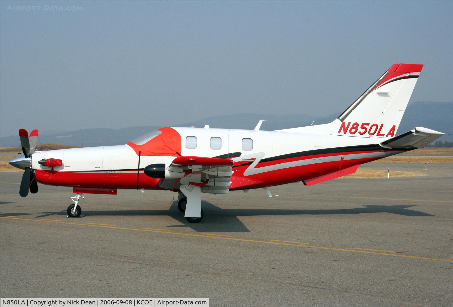 N850LA, 2006 Socata TBM-850 C/N 369, KCOE