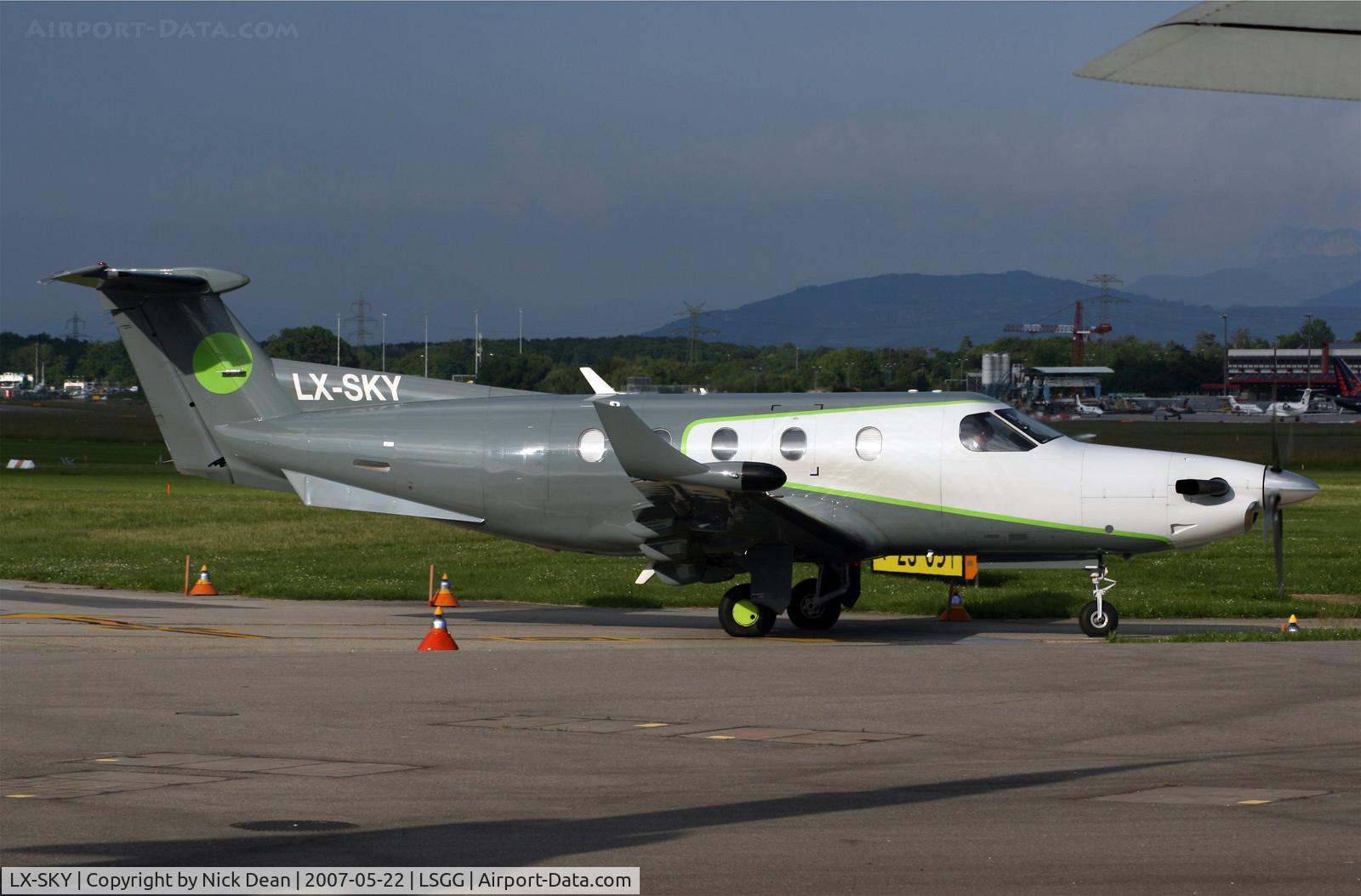 LX-SKY, 1995 Pilatus PC-12/45 C/N 108, LSGG