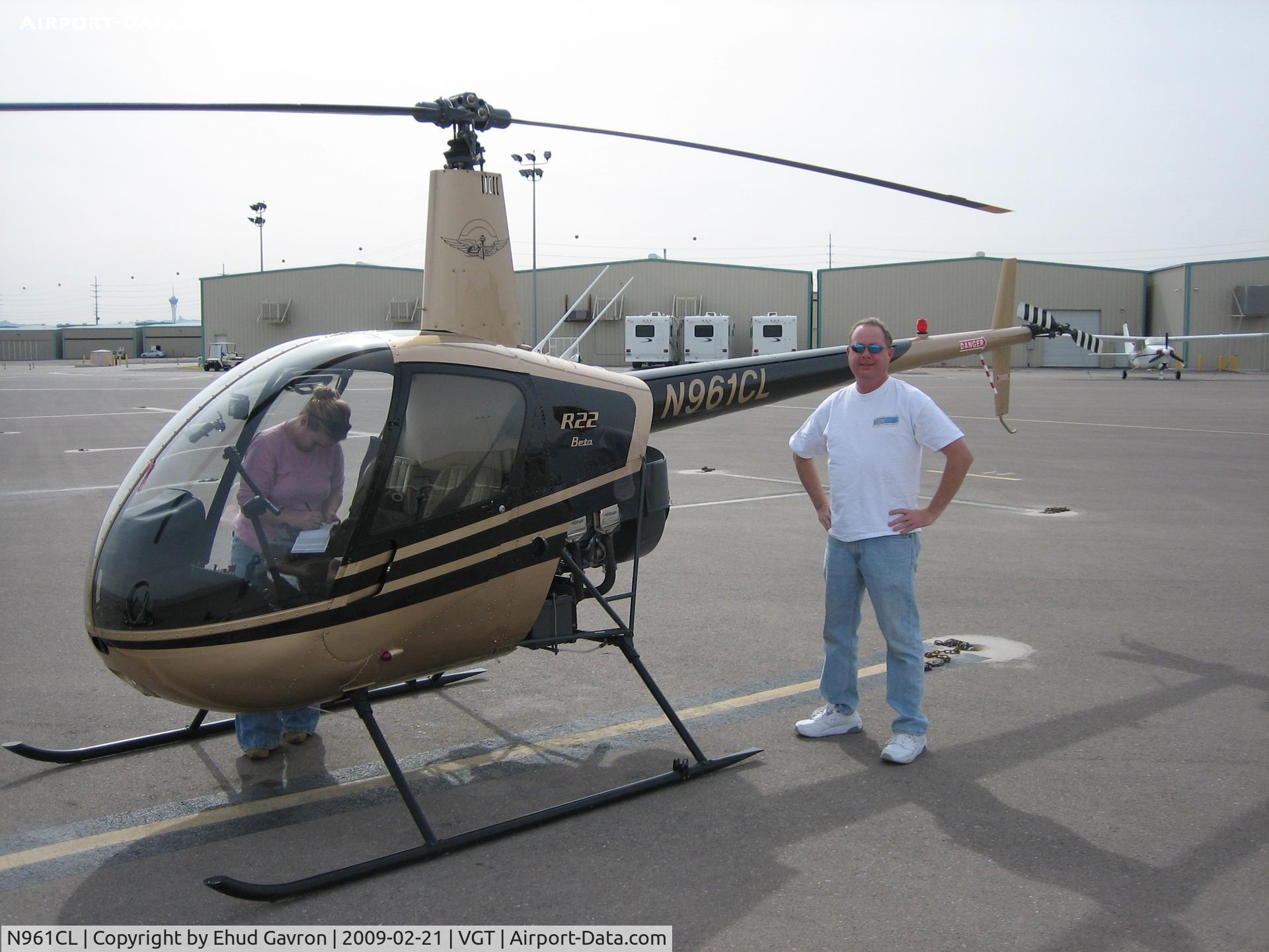 N961CL, 1986 Robinson R22 Beta C/N 0594, N961CL at North Las Vegas heli parking lot