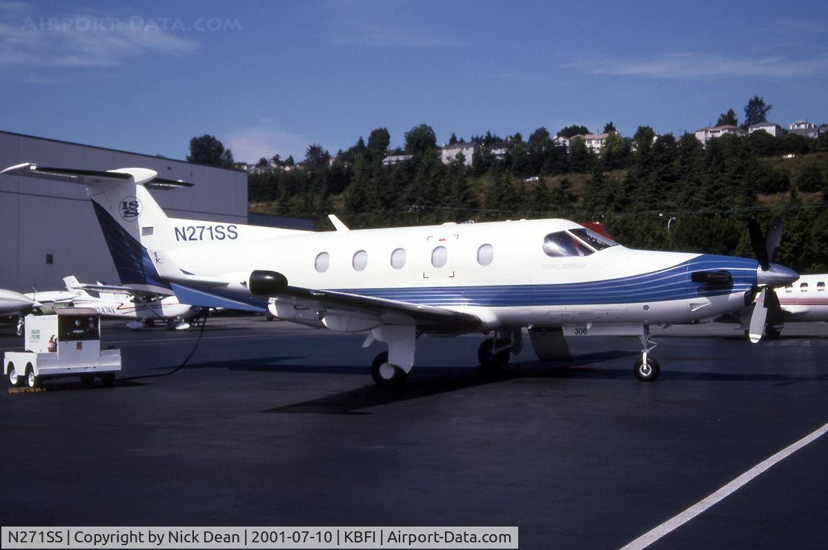 N271SS, 2000 Pilatus PC-12/45 C/N 306, KBFI