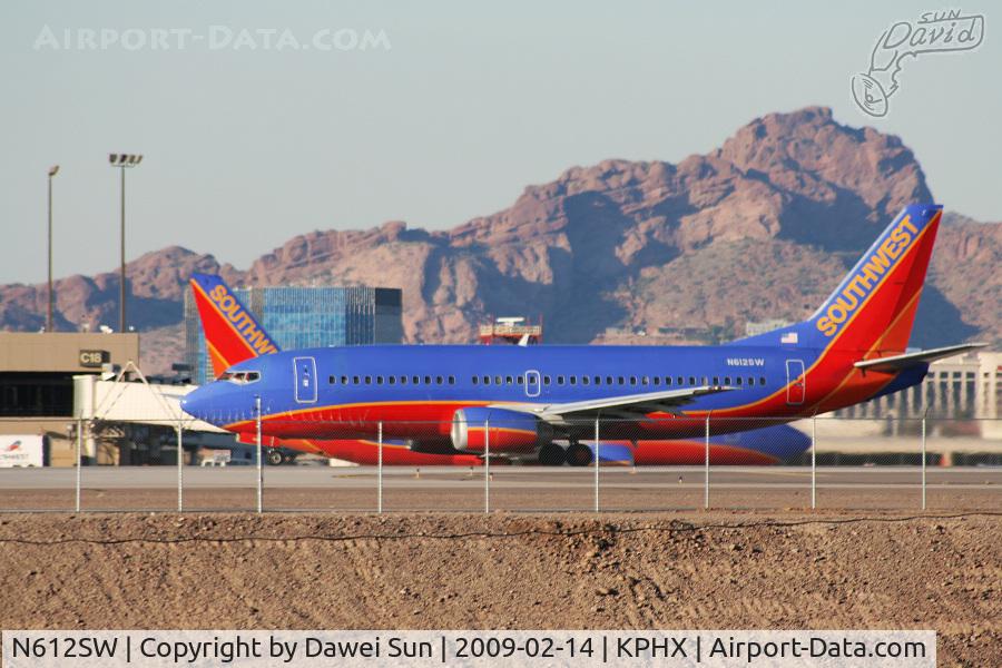 N612SW, 1995 Boeing 737-3H4 C/N 27930, 737