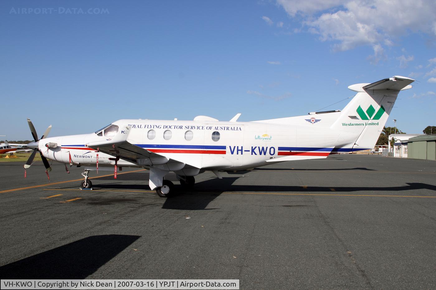 VH-KWO, 2000 Pilatus PC-12/45 C/N 363, YPJT