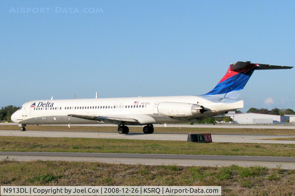 N913DL, 1988 McDonnell Douglas MD-88 C/N 49544, Delta NNC