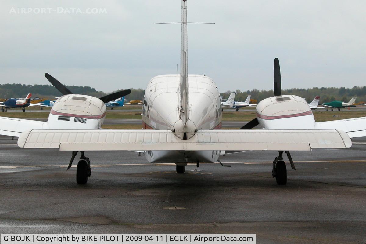 G-BOJK, 1986 Piper PA-34-220T Seneca III C/N 34-33020, REAR VIEW ON A SOGGY SATURDAY