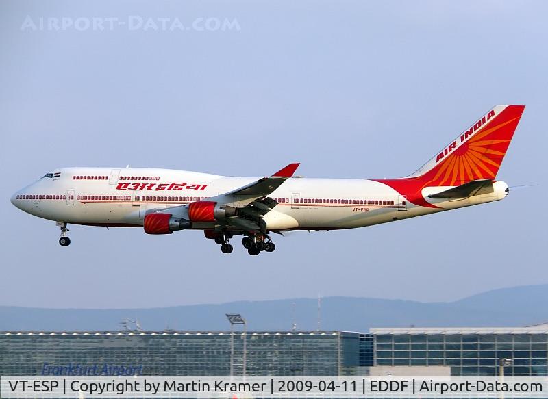 VT-ESP, 1994 Boeing 747-437 C/N 27214, Air India in short final at FRA