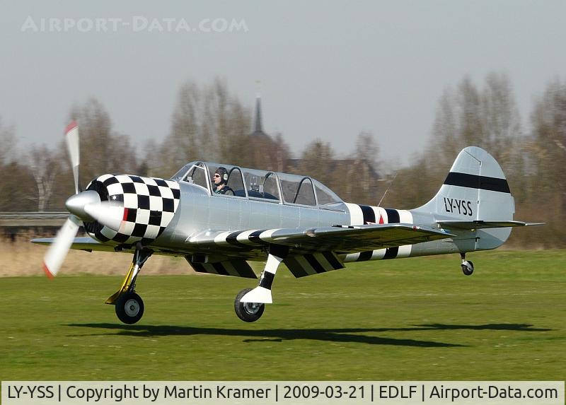 LY-YSS, Yakovlev Yak-52TD C/N 832910, Nice Yak 52 at Grefrath Niershorst