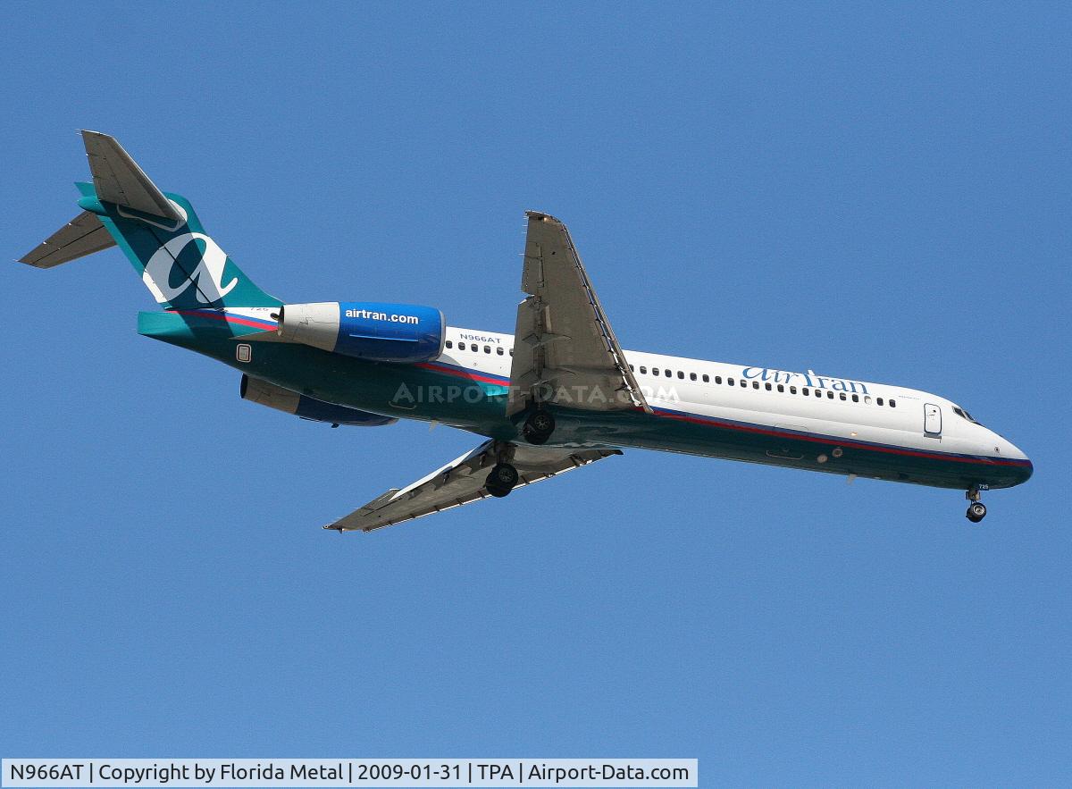 N966AT, 2001 Boeing 717-200 C/N 55027, Air Tran 717