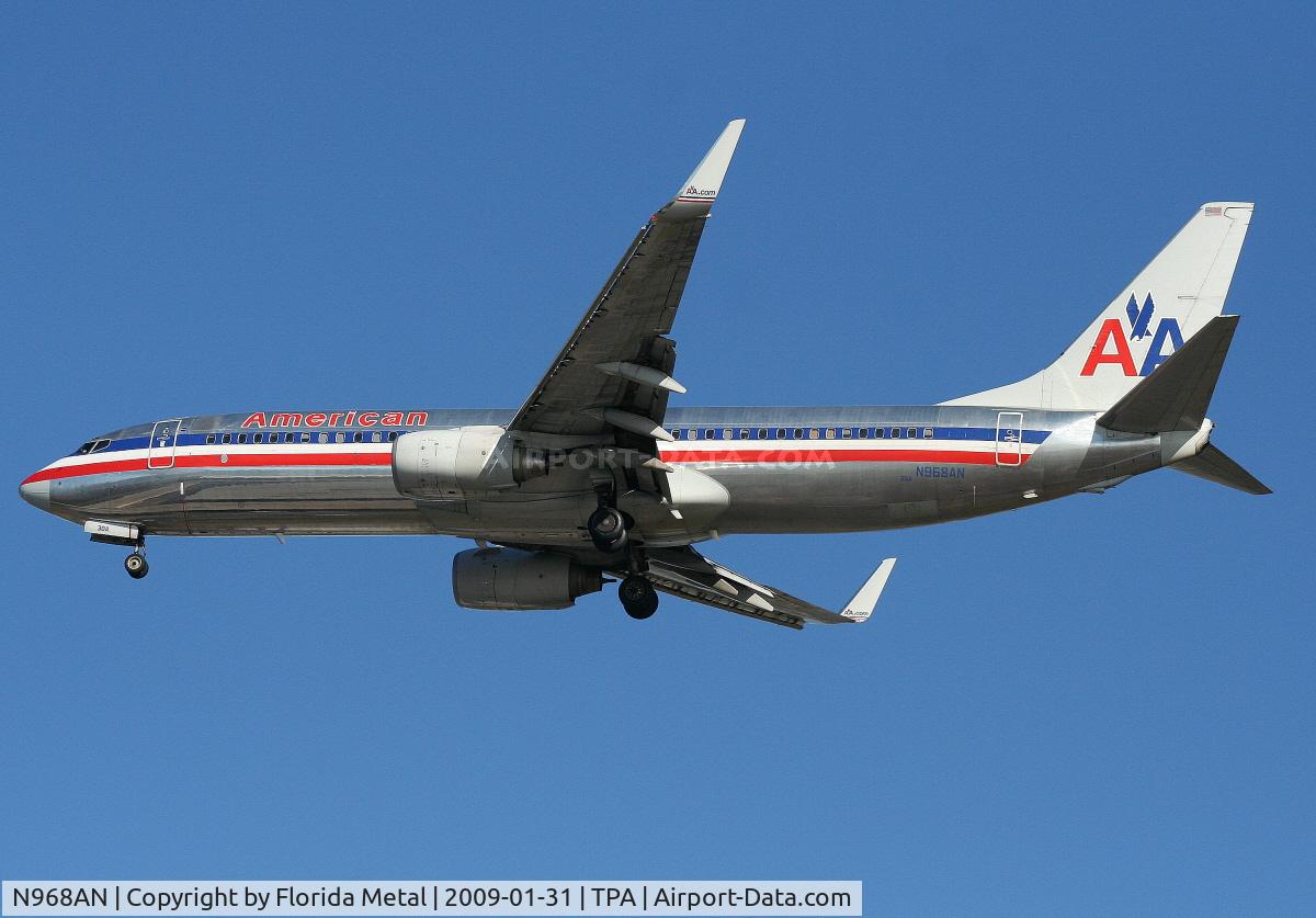 N968AN, 2001 Boeing 737-823 C/N 30095, American 737-800