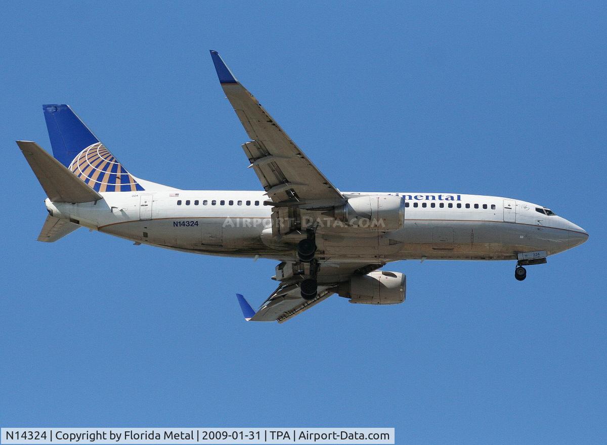 N14324, 1986 Boeing 737-3TO C/N 23375, Continental 737-300