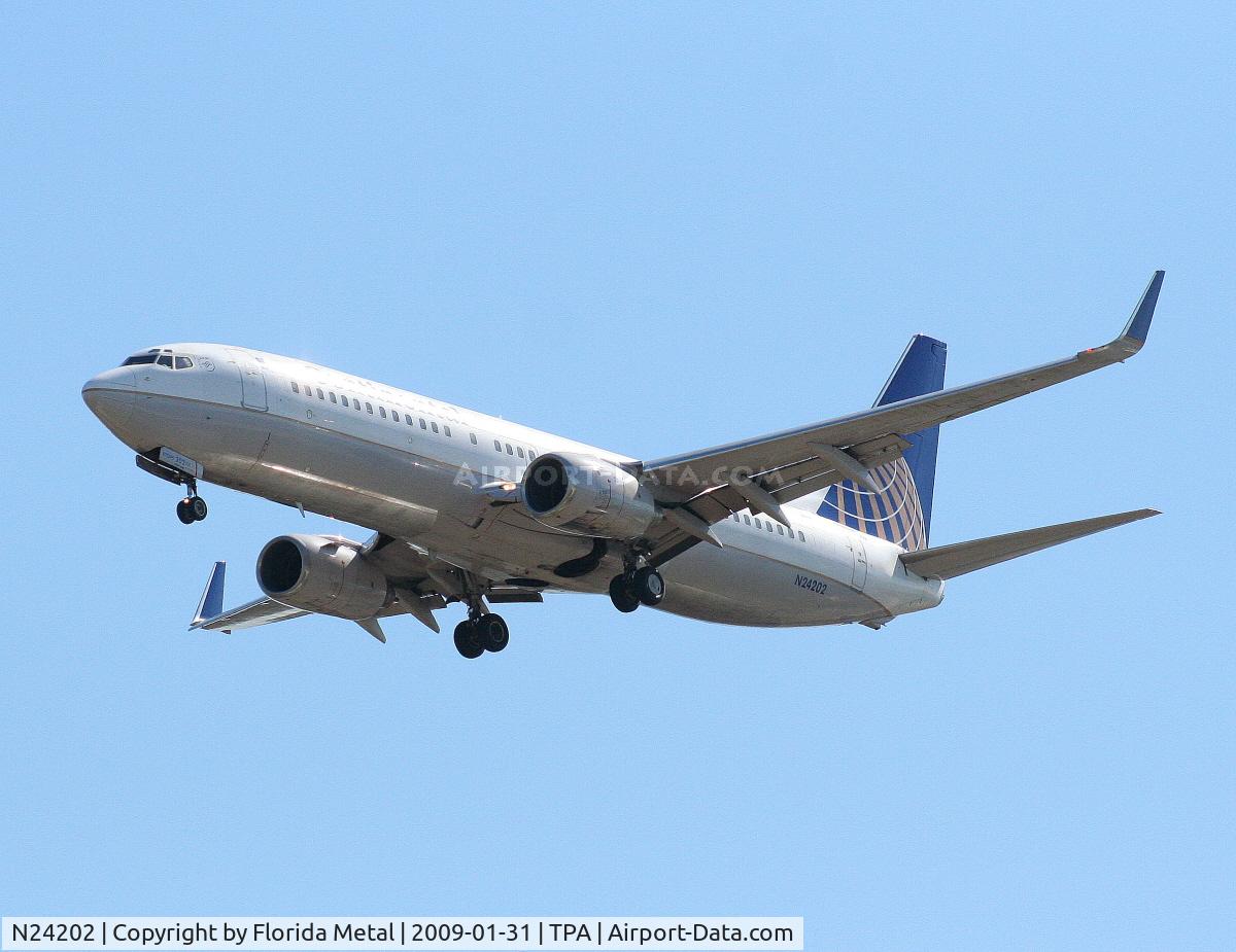 N24202, 2000 Boeing 737-824 C/N 30429, Continental 737-800