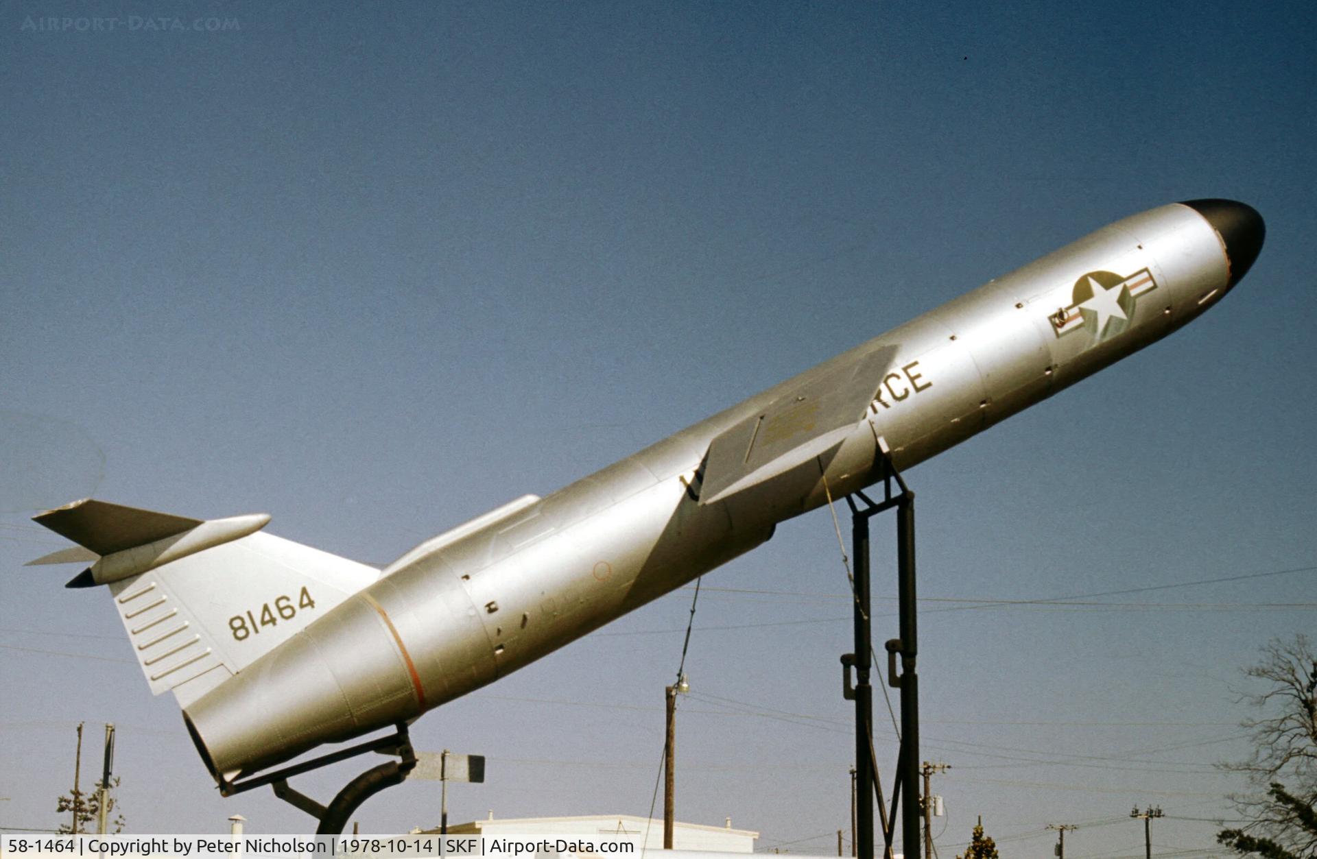 58-1464, Martin MQM-13A Mace C/N Not found 58-1464, This pilotless bomber was in the USAF History & Traditions Museum at Lackland AFB in 1978 under the pre-1963 designation TM-76A.