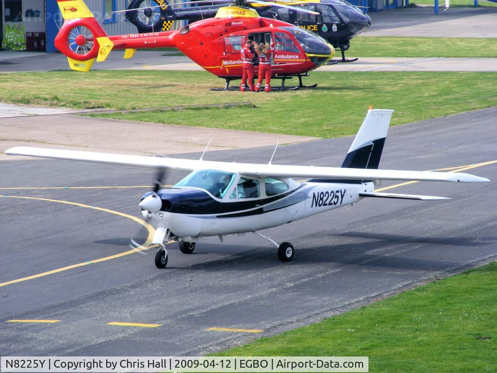 N8225Y, 1977 Cessna 177RG Cardinal C/N 177RG1247, at the Easter Wings and Wheels Charity fly in, at Halfpenny Green