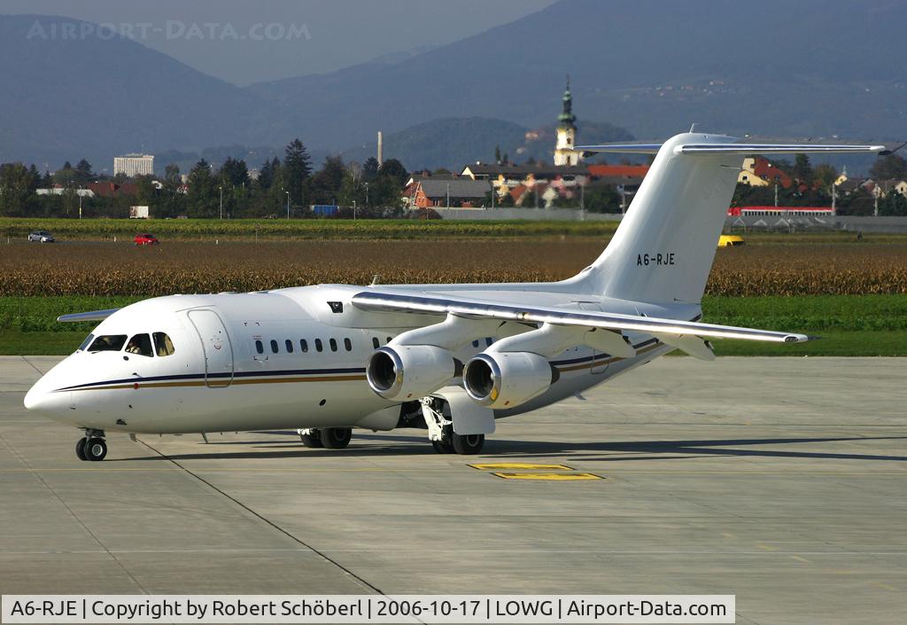 A6-RJE, 1996 British Aerospace Avro 146-RJ85 C/N E2299, Nice visitor!