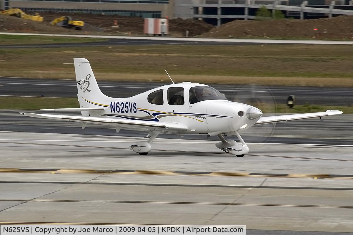 N625VS, 2005 Cirrus SR22 G2 C/N 1517, @ PDK