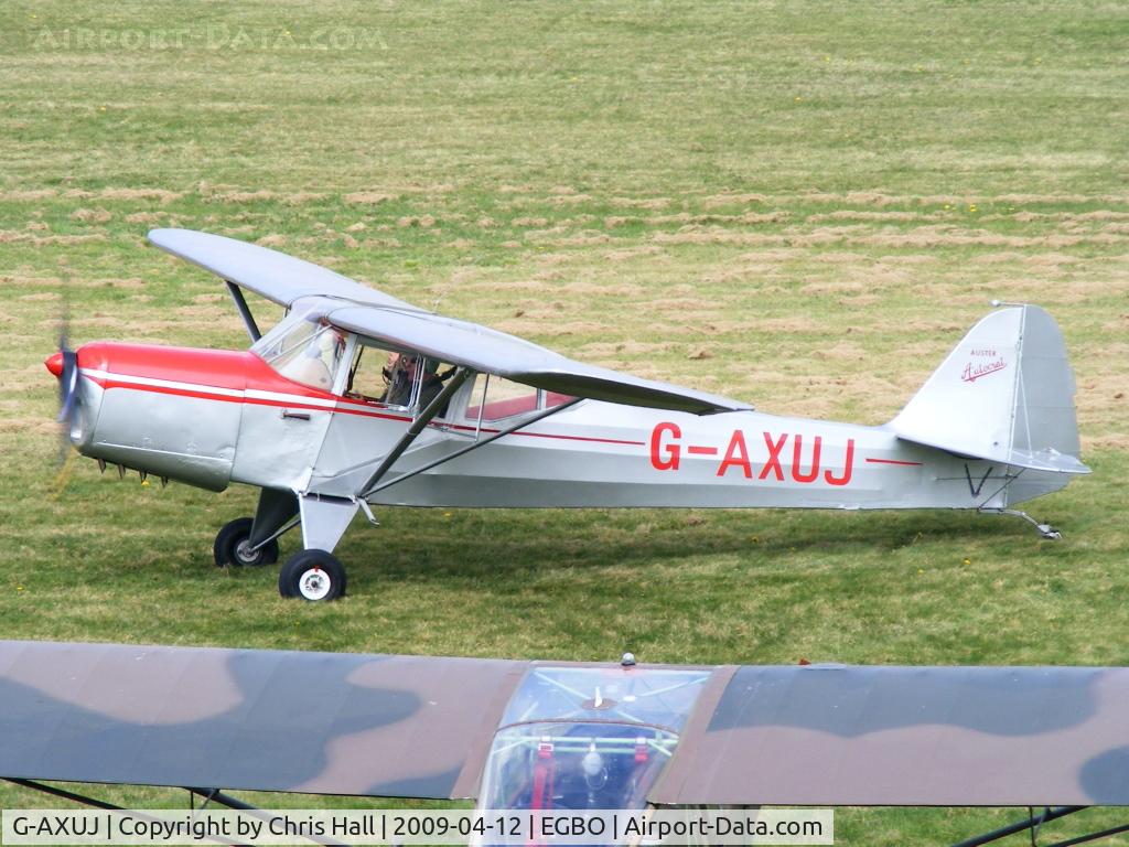 G-AXUJ, 1948 Auster J-1 Autocrat C/N 1957, one of several Auster's on display