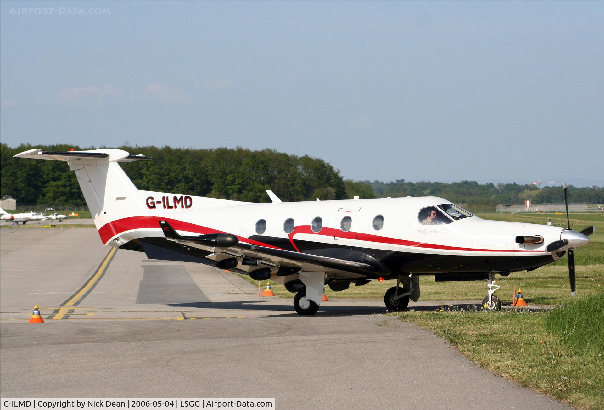 G-ILMD, 2001 Pilatus PC-12/45 C/N 412, LSGG