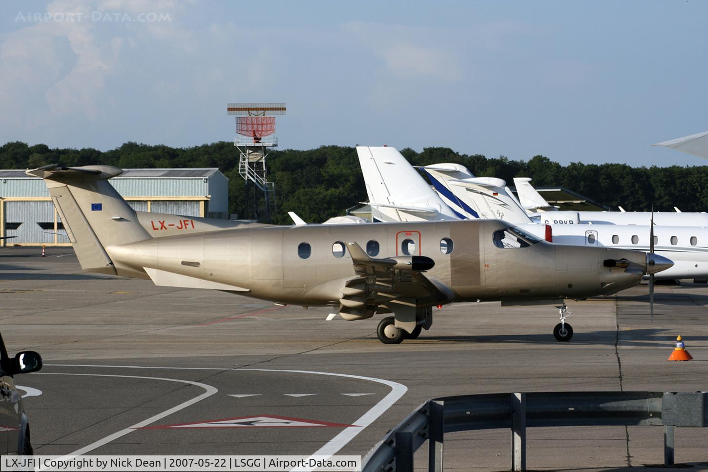 LX-JFI, 2004 Pilatus PC-12/45 C/N 574, LSGG