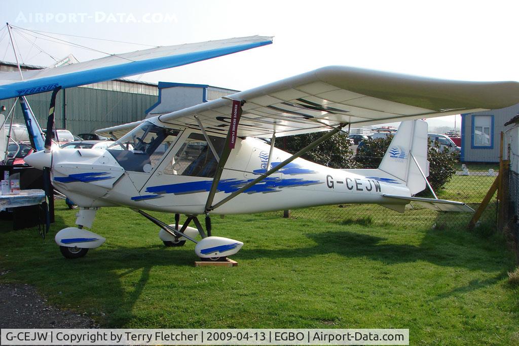 G-CEJW, 2006 Comco Ikarus C42 Cyclone FB80 C/N 0612-6860, Ikarus at Wolverhampton 2009 Easter Fly-In day
