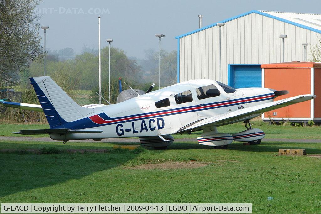 G-LACD, 1998 Piper PA-28-181 Cherokee Archer III C/N 2843157, Piper Pa-28-181 at Wolverhampton 2009 Easter Fly-In day