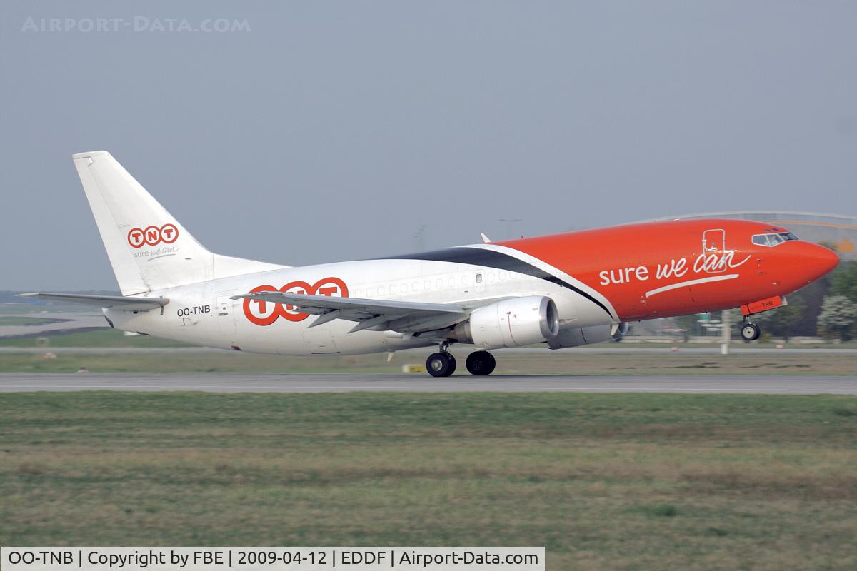 OO-TNB, 1987 Boeing 737-3T0F C/N 23578, TNT B7373-301(F) takes off from RW18W @ EDDF