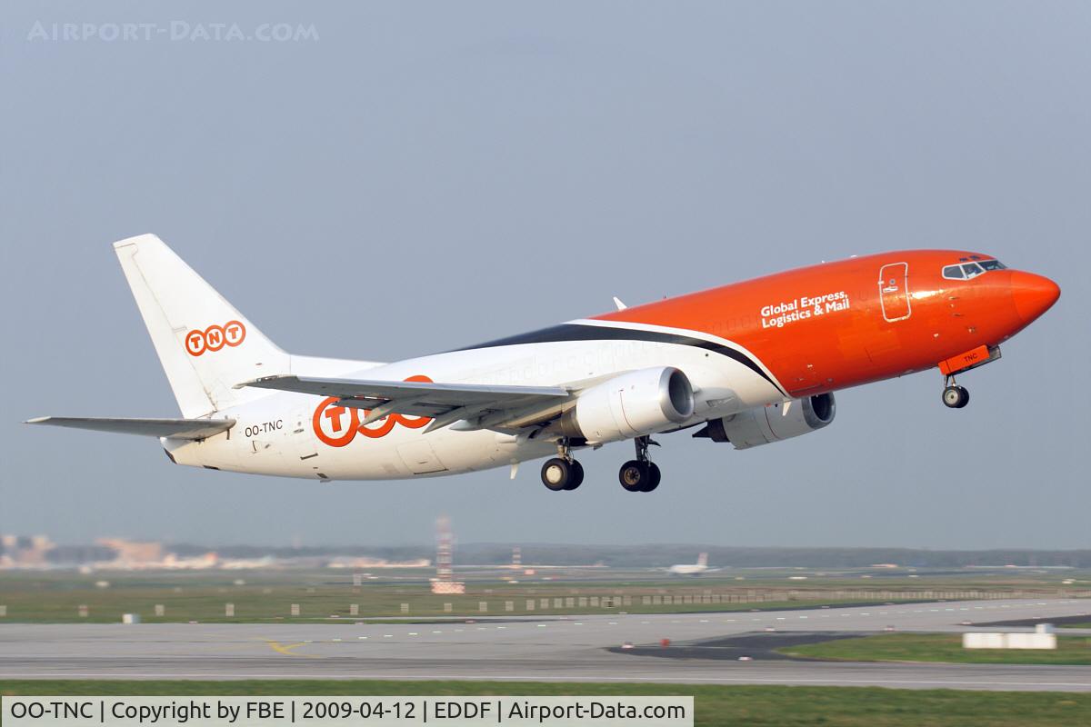 OO-TNC, 1987 Boeing 737-301(SF) C/N 23513, just airborn @ EDDF