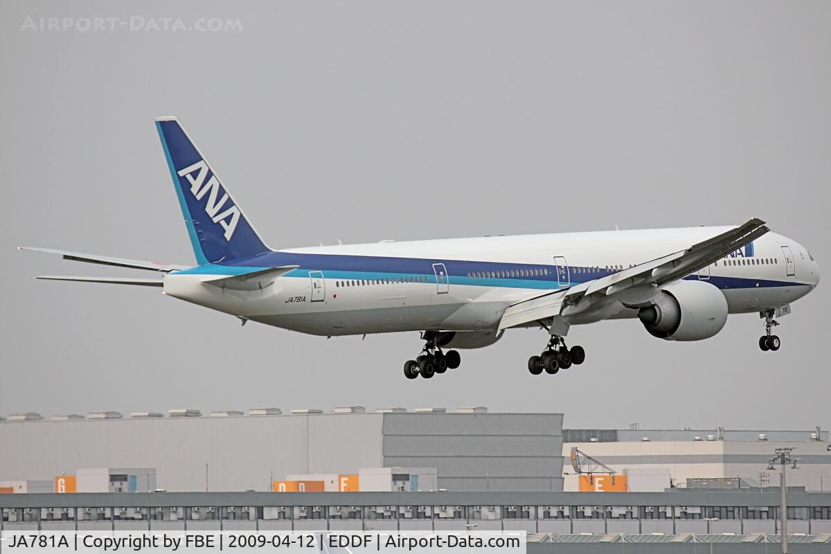 JA781A, 2007 Boeing 777-381/ER C/N 27041, short final at EDDF´s RW07L
