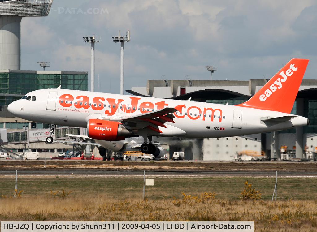 HB-JZQ, 2005 Airbus A319-111 C/N 2450, On landing