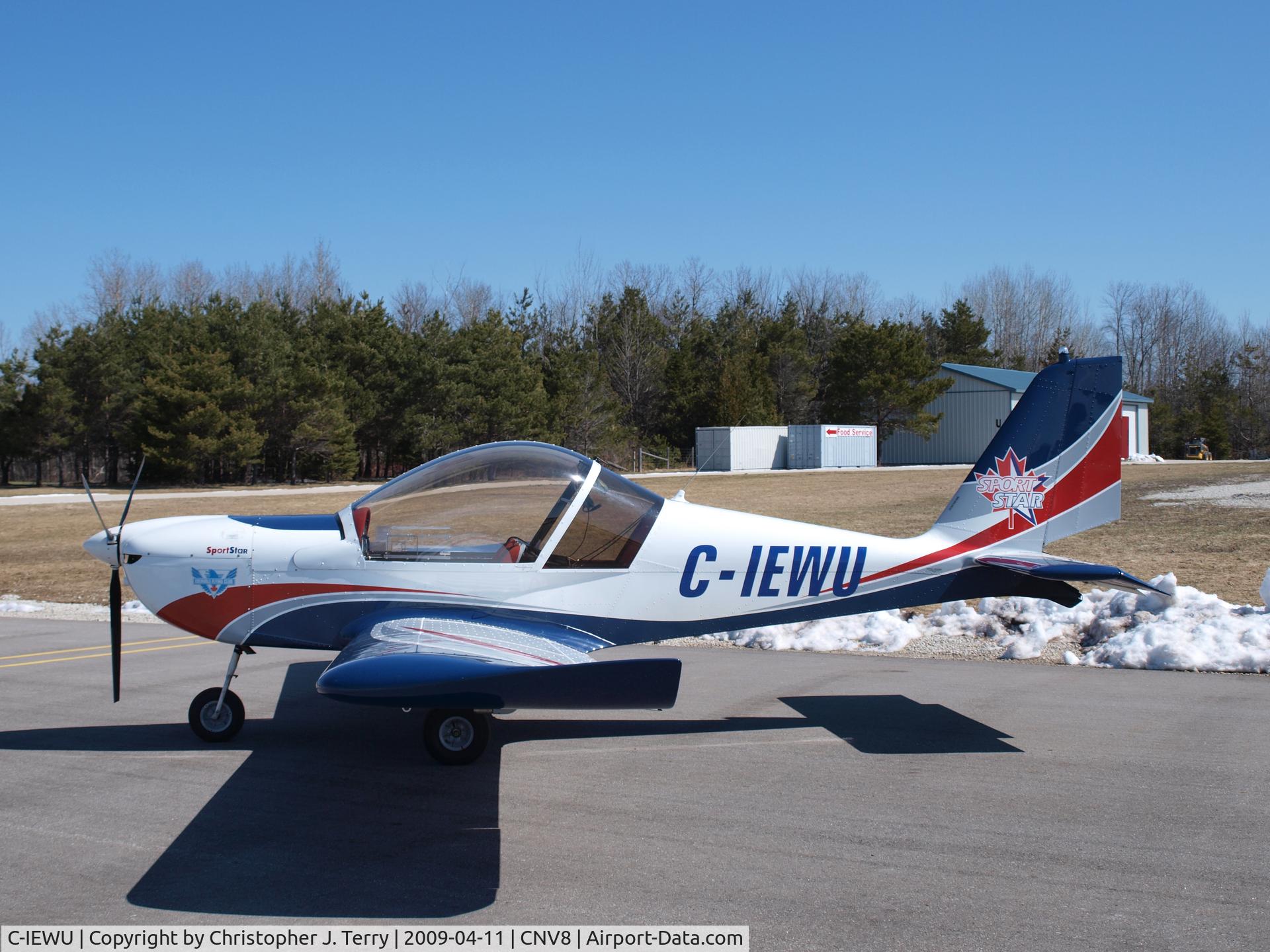 C-IEWU, 2005 Aerotechnik SPORTSTAR C/N 20050405, Edenvale Flying Club