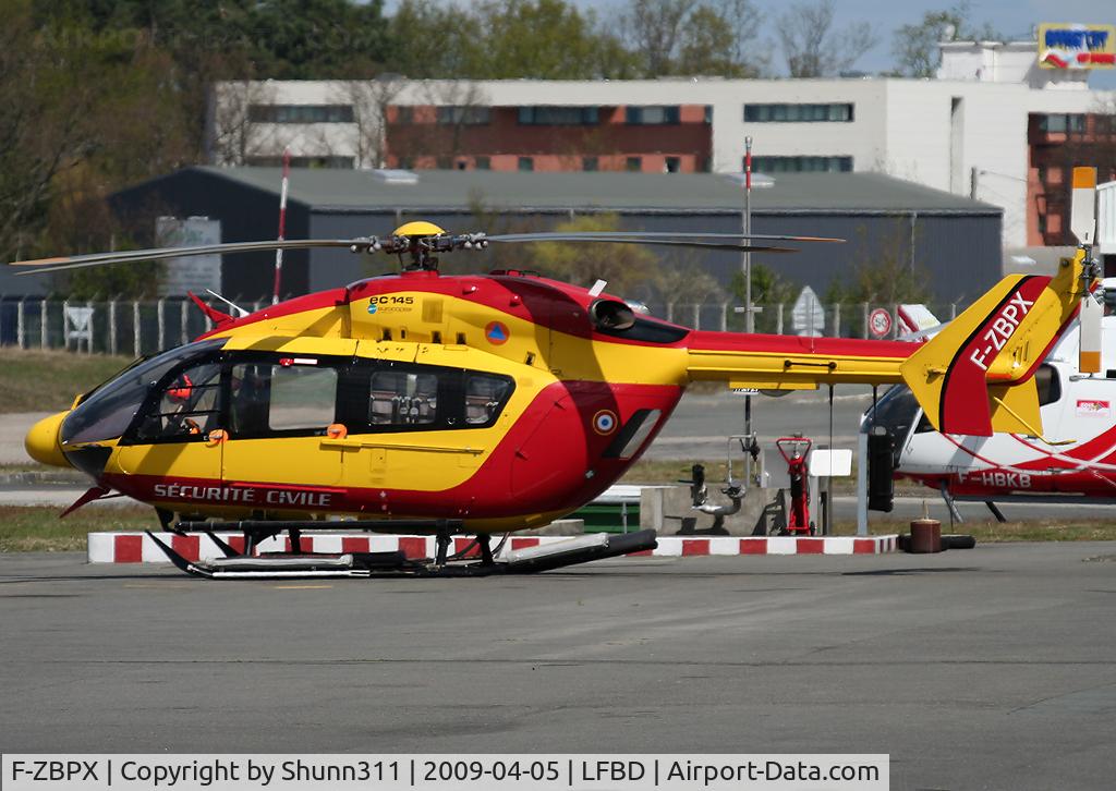 F-ZBPX, 2004 Eurocopter-Kawasaki EC-145 (BK-117C-2) C/N 9049, Parked