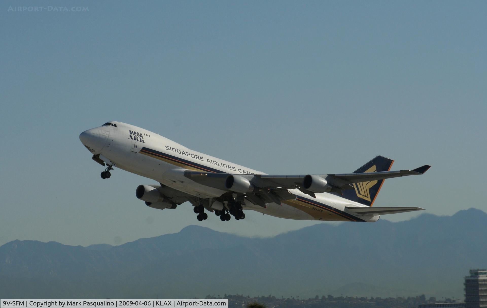 9V-SFM, 2003 Boeing 747-412F/SCD C/N 32898, Boeing 747-400F
