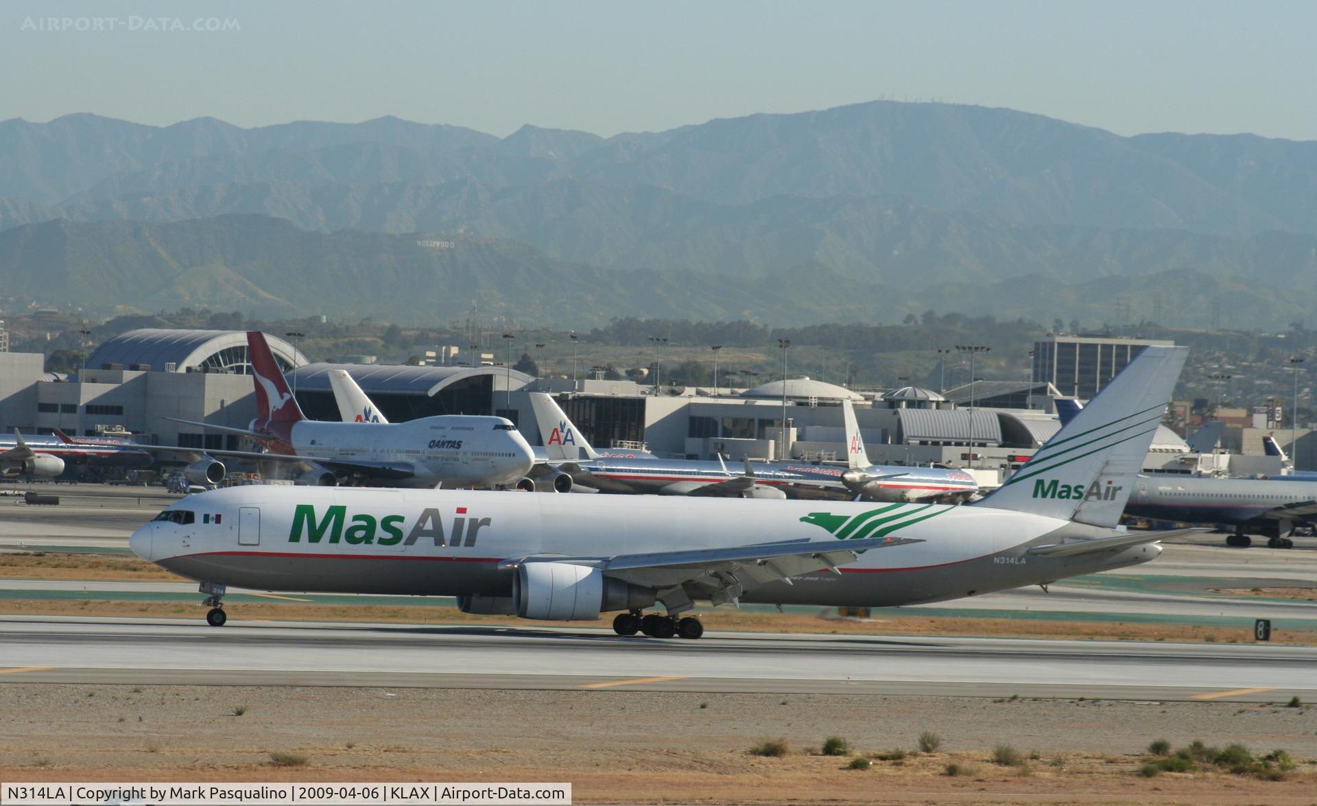 N314LA, 2001 Boeing 767-316F C/N 32573, Boeing 767-300F